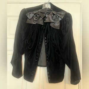 Vintage Regency-Core Scott McClintock Black Velvet Blazer with Satin Bow